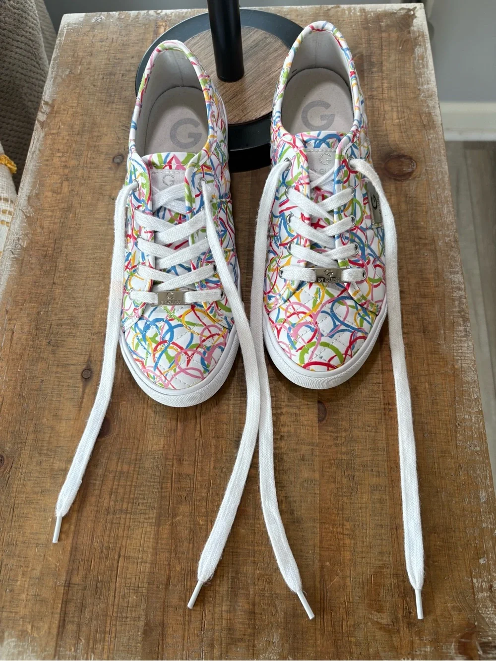 G by Guess Woman’s White Multicolor Scribble Print Sneakers